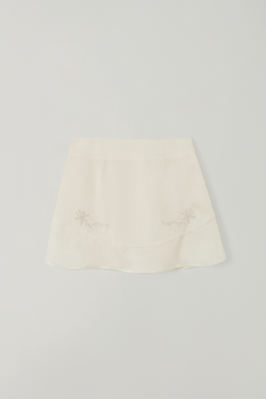 (1st re-stock) T/T Floral stitch skirt (cream)